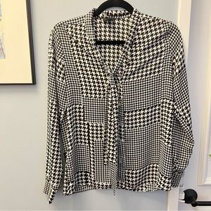 Ann Taylor tie front button down shirt/ blouse